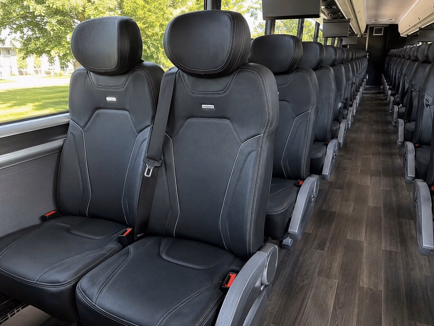 hampton airport transfer charter bus rentals